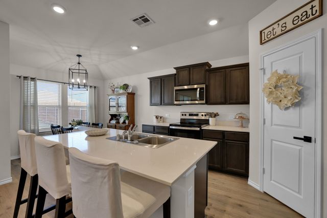 6415 Whitecap Drive, Princeton, TX 75407