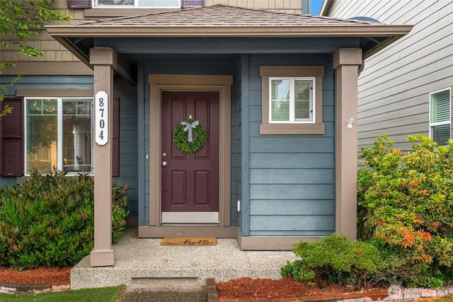 8704 Stockholm Lane NE, Lacey, WA 98516