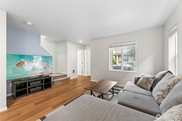 8704 Stockholm Lane NE, Lacey, WA 98516