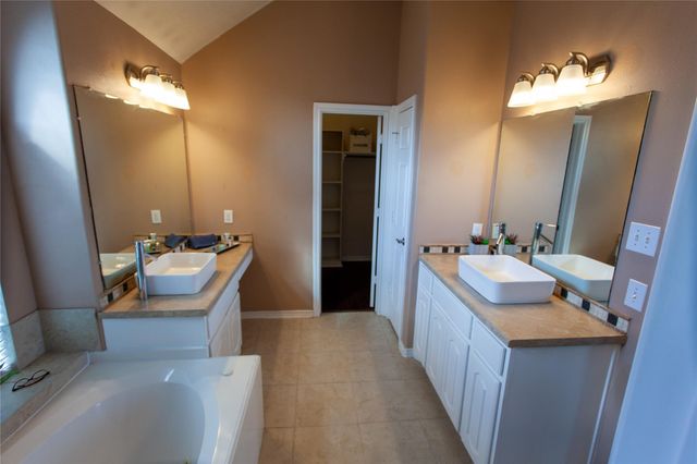 2518 Platinum Chase Drive, Rosharon, TX 77583