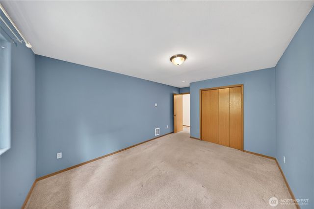 325 Snohomish Drive, La Conner, WA 98257