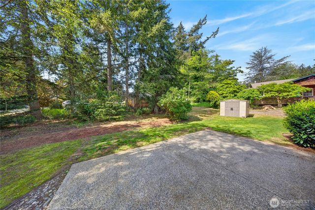 325 Snohomish Drive, La Conner, WA 98257