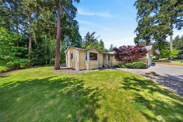 325 Snohomish Drive, La Conner, WA 98257