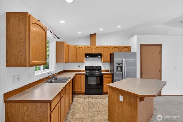 325 Snohomish Drive, La Conner, WA 98257
