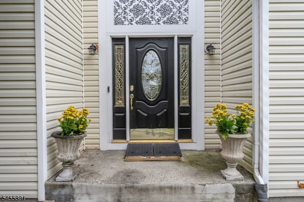 2 Garden Hills Dr, Franklin Twp., NJ 08873 — photo 2