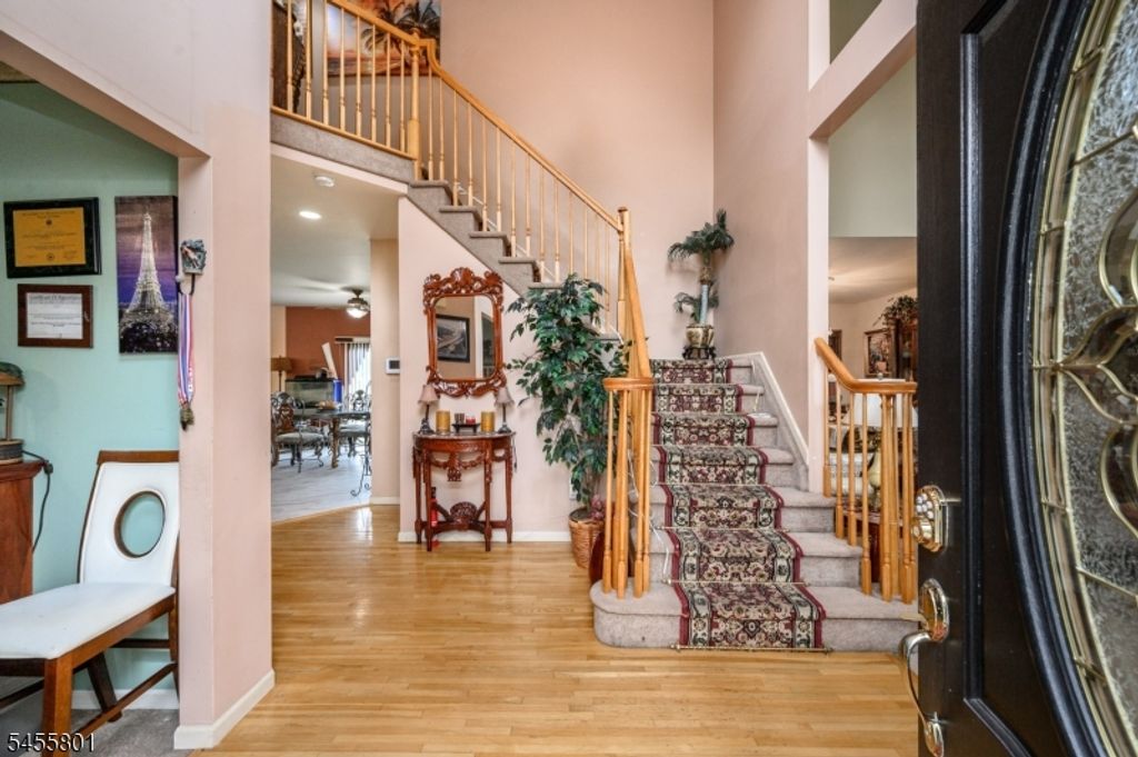 2 Garden Hills Dr, Franklin Twp., NJ 08873 — photo 3