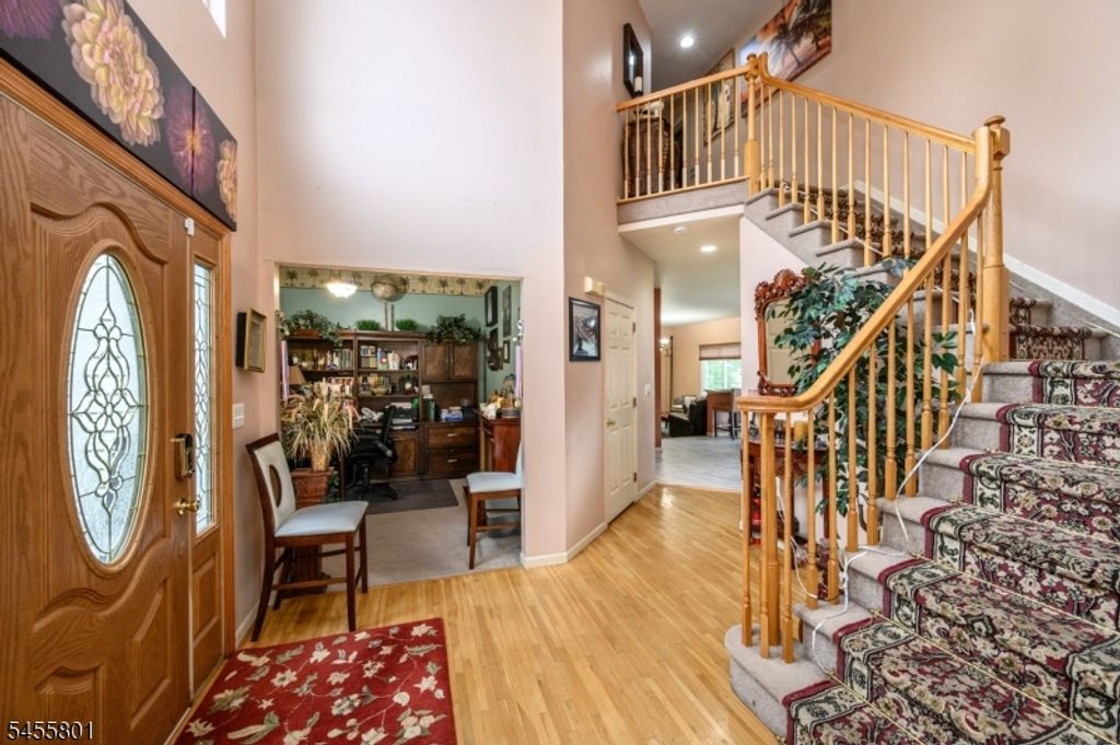 2 Garden Hills Dr, Franklin Twp., NJ 08873 — photo 4