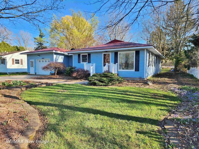 2067 W Midland Road, Williams Twp, MI 48611
