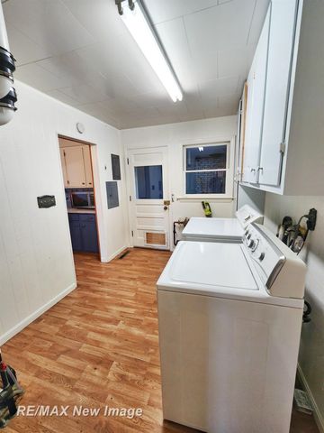 2067 W Midland Road, Williams Twp, MI 48611