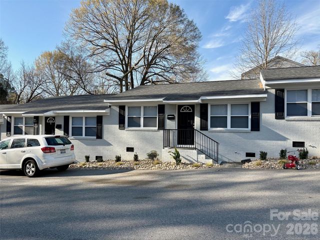 1304 S York Road, Gastonia, NC 28052