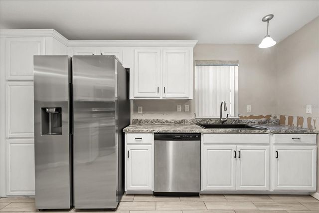 2024 LEMON DRIVE, Lake Wales, FL 33898