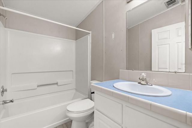 2024 LEMON DRIVE, Lake Wales, FL 33898