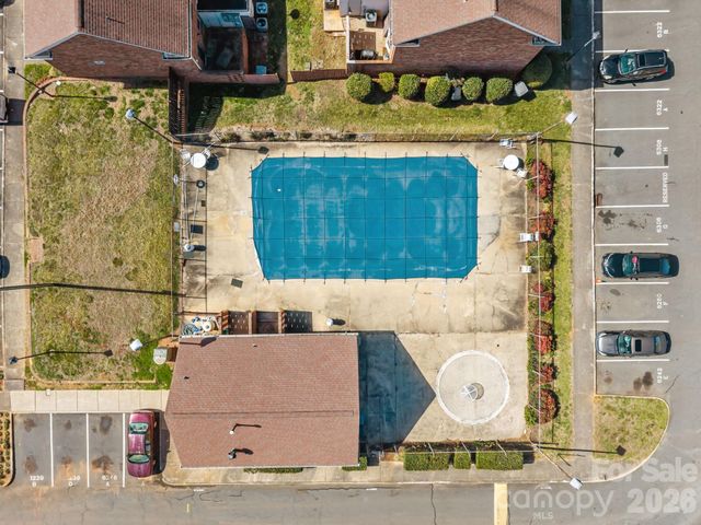 1231 Archdale Drive F, Charlotte, NC 28217