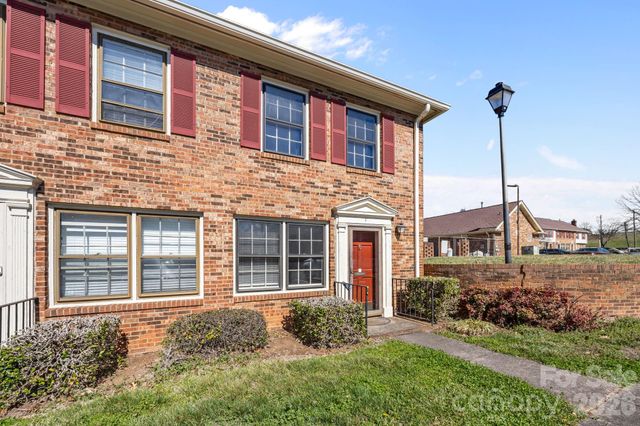 1231 Archdale Drive F, Charlotte, NC 28217