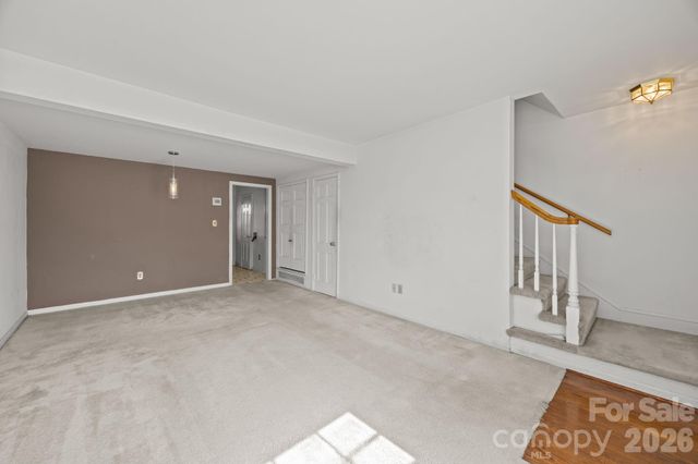 1231 Archdale Drive F, Charlotte, NC 28217