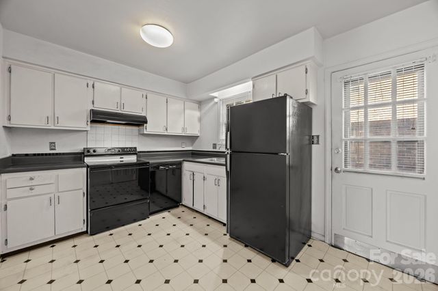 1231 Archdale Drive F, Charlotte, NC 28217