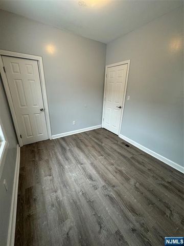 103 9th Street, Newark, NJ 07107