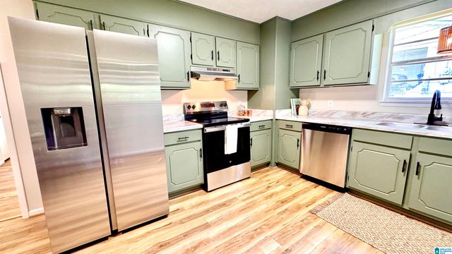 136 SOUTHMOOR CIRCLE, Oxford, AL 36203