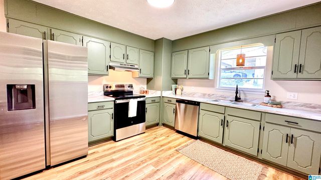 136 SOUTHMOOR CIRCLE, Oxford, AL 36203