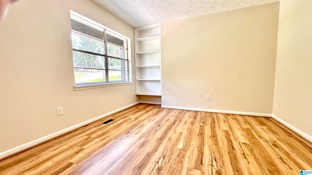 136 SOUTHMOOR CIRCLE, Oxford, AL 36203