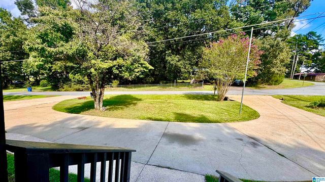 136 SOUTHMOOR CIRCLE, Oxford, AL 36203