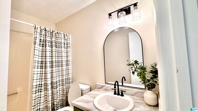 136 SOUTHMOOR CIRCLE, Oxford, AL 36203