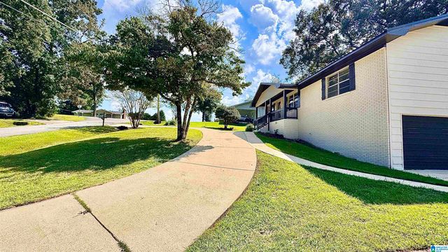 136 SOUTHMOOR CIRCLE, Oxford, AL 36203