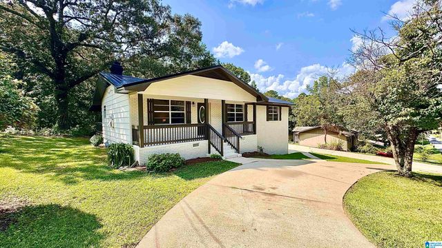 136 SOUTHMOOR CIRCLE, Oxford, AL 36203