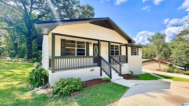 136 SOUTHMOOR CIRCLE, Oxford, AL 36203