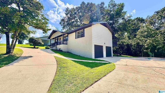 136 SOUTHMOOR CIRCLE, Oxford, AL 36203