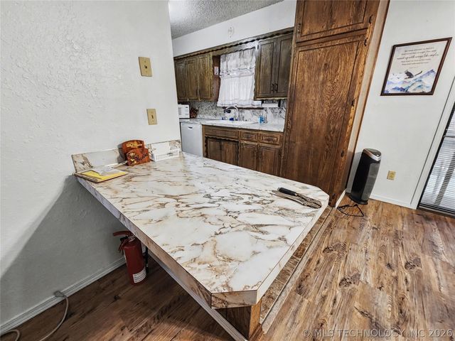 32128 S Hickory Drive, Cookson, OK 74427