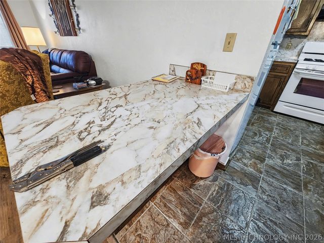 32128 S Hickory Drive, Cookson, OK 74427