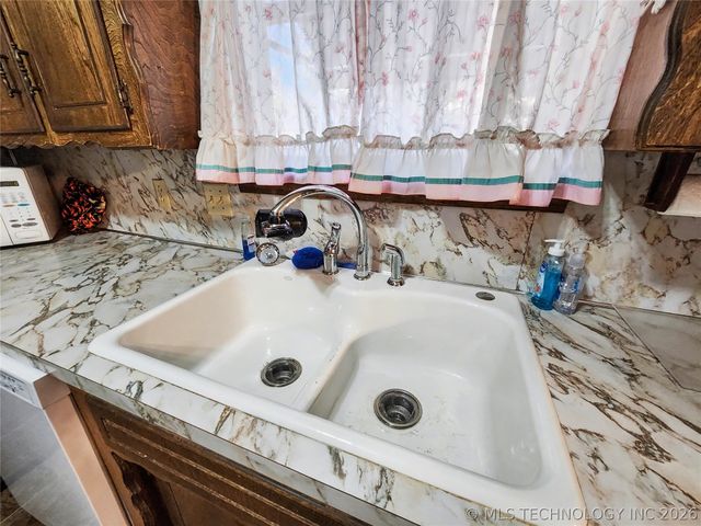 32128 S Hickory Drive, Cookson, OK 74427