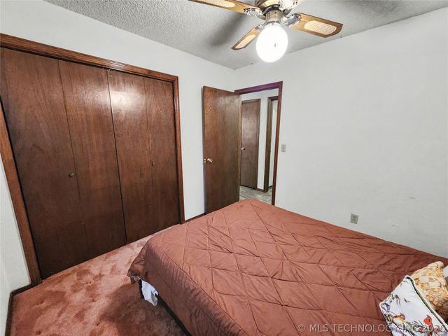 32128 S Hickory Drive, Cookson, OK 74427