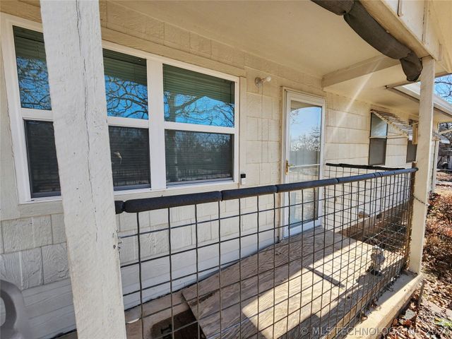 32128 S Hickory Drive, Cookson, OK 74427