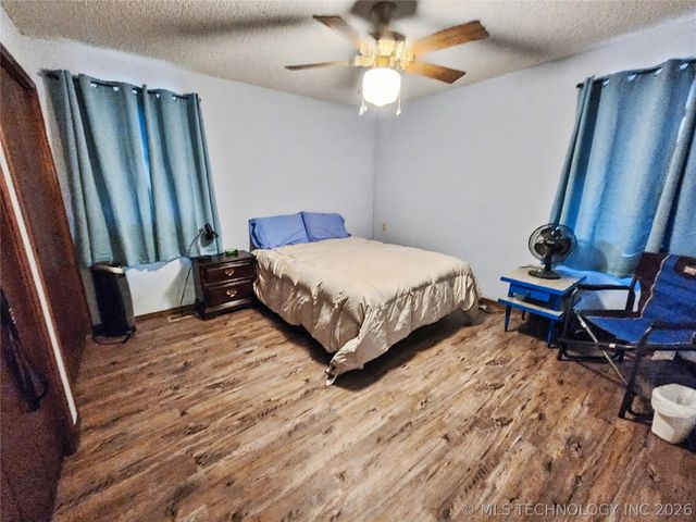 32128 S Hickory Drive, Cookson, OK 74427