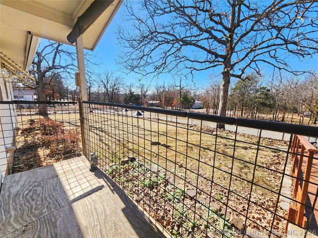 32128 S Hickory Drive, Cookson, OK 74427