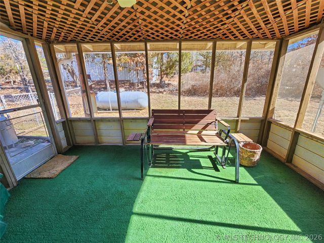 32128 S Hickory Drive, Cookson, OK 74427