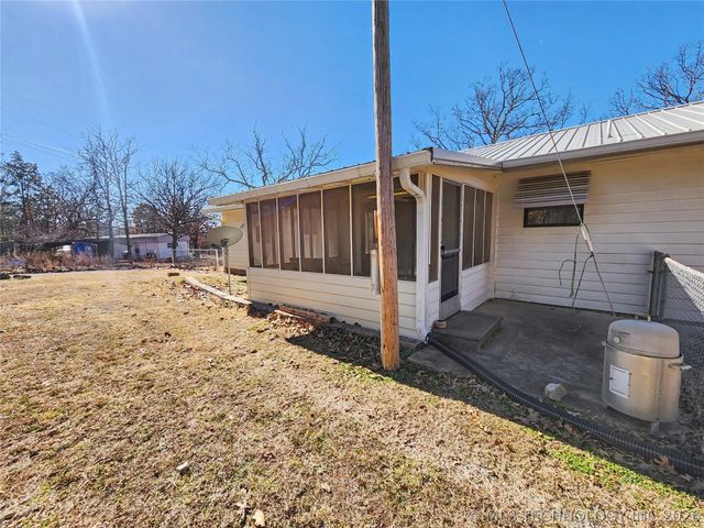 32128 S Hickory Drive, Cookson, OK 74427