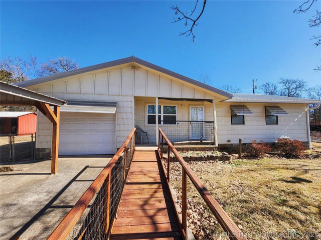 32128 S Hickory Drive, Cookson, OK 74427
