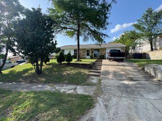755 Botany Bay Drive, Dallas, TX 75211