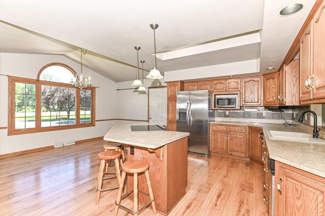 8203 Northwestern AVENUE, Racine, WI 53406