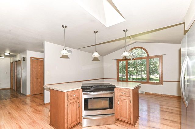 8203 Northwestern AVENUE, Racine, WI 53406