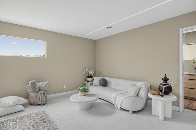 7827 N 4TH Place, Phoenix, AZ 85020