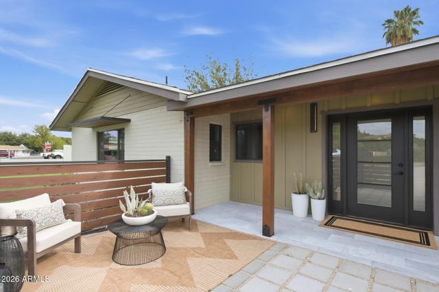 7827 N 4TH Place, Phoenix, AZ 85020