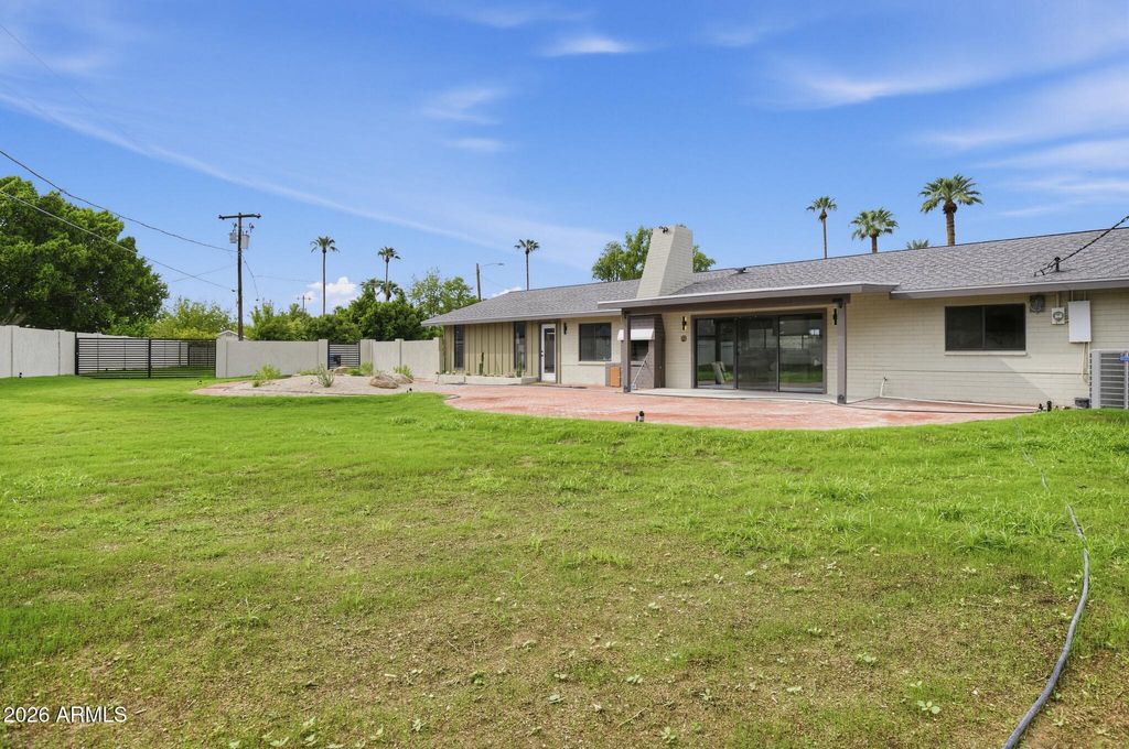 7827 N 4TH Place, Phoenix, AZ 85020 — photo 5