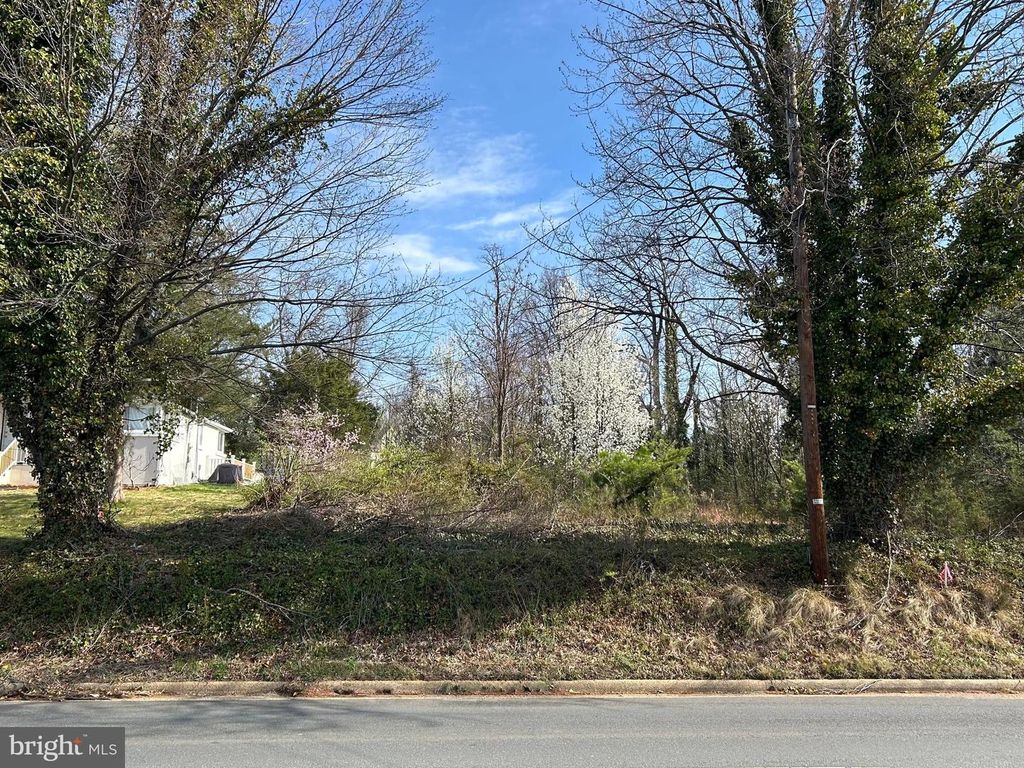 6418 COLUMBIA PIKE, Annandale, VA 22003