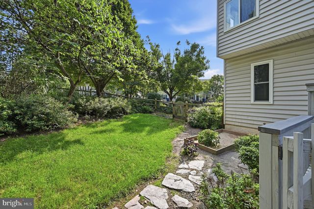 47404 MIDDLE BLUFF PL, Sterling, VA 20165