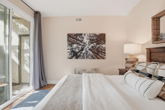 4271 Ponce Drive, Palo Alto, CA 94306