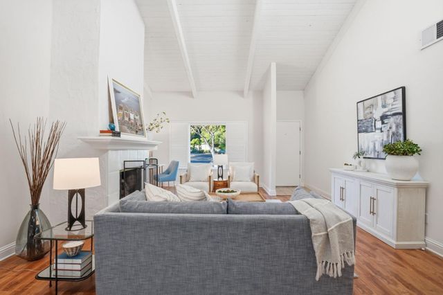 4271 Ponce Drive, Palo Alto, CA 94306